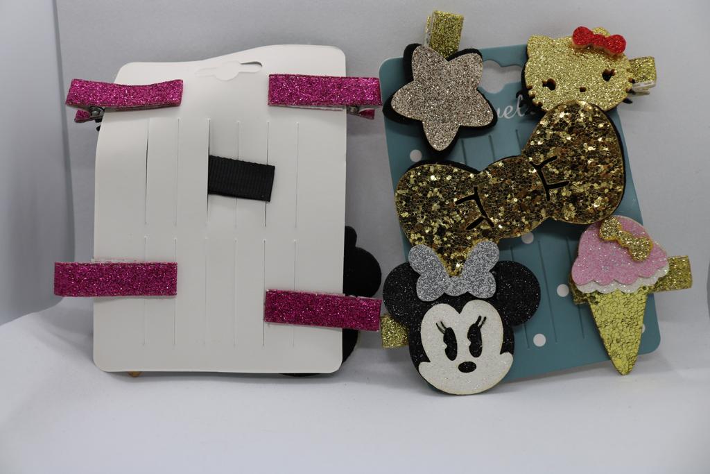 Minnie mouse x Hello kitty pin set of 4