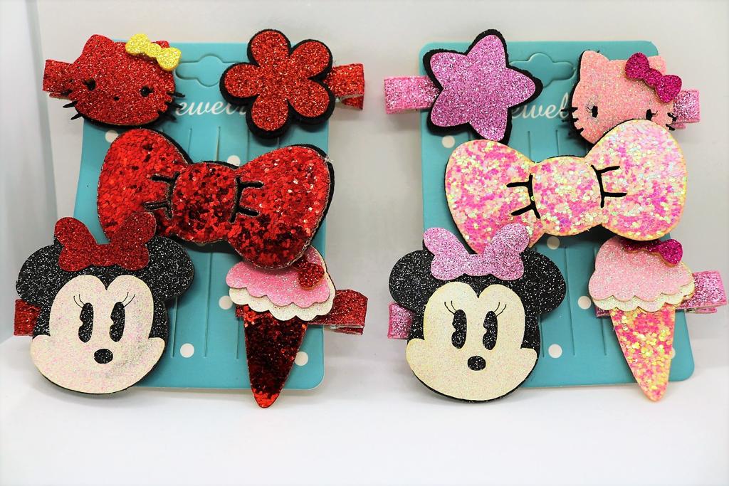 Minnie mouse x Hello kitty pin set of 4