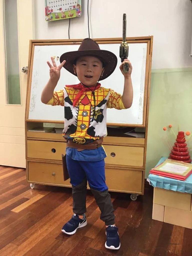 Boys Deluxe Cowboy Sheriff Woody Cartoon Movie Character Cosplay Halloween Party Fancy Costume